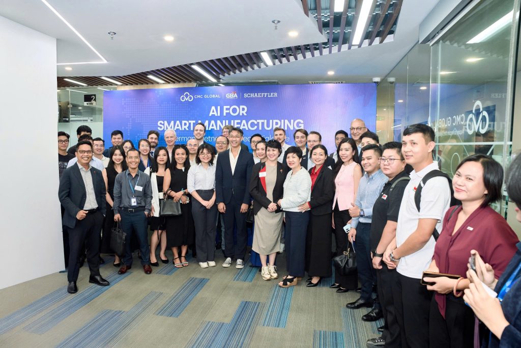 1a10896f17159e4bc704