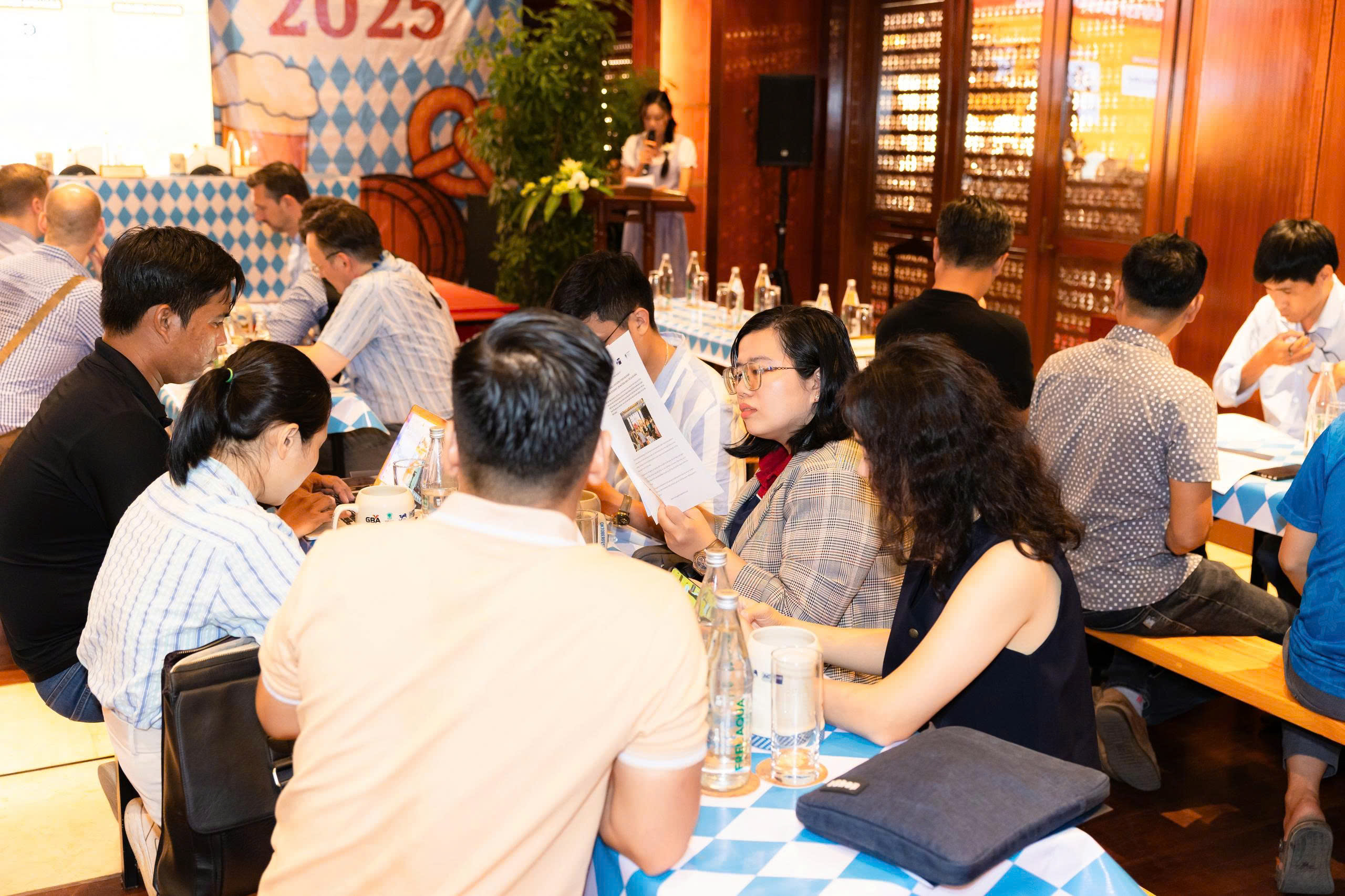 27f96390ea3862663b29