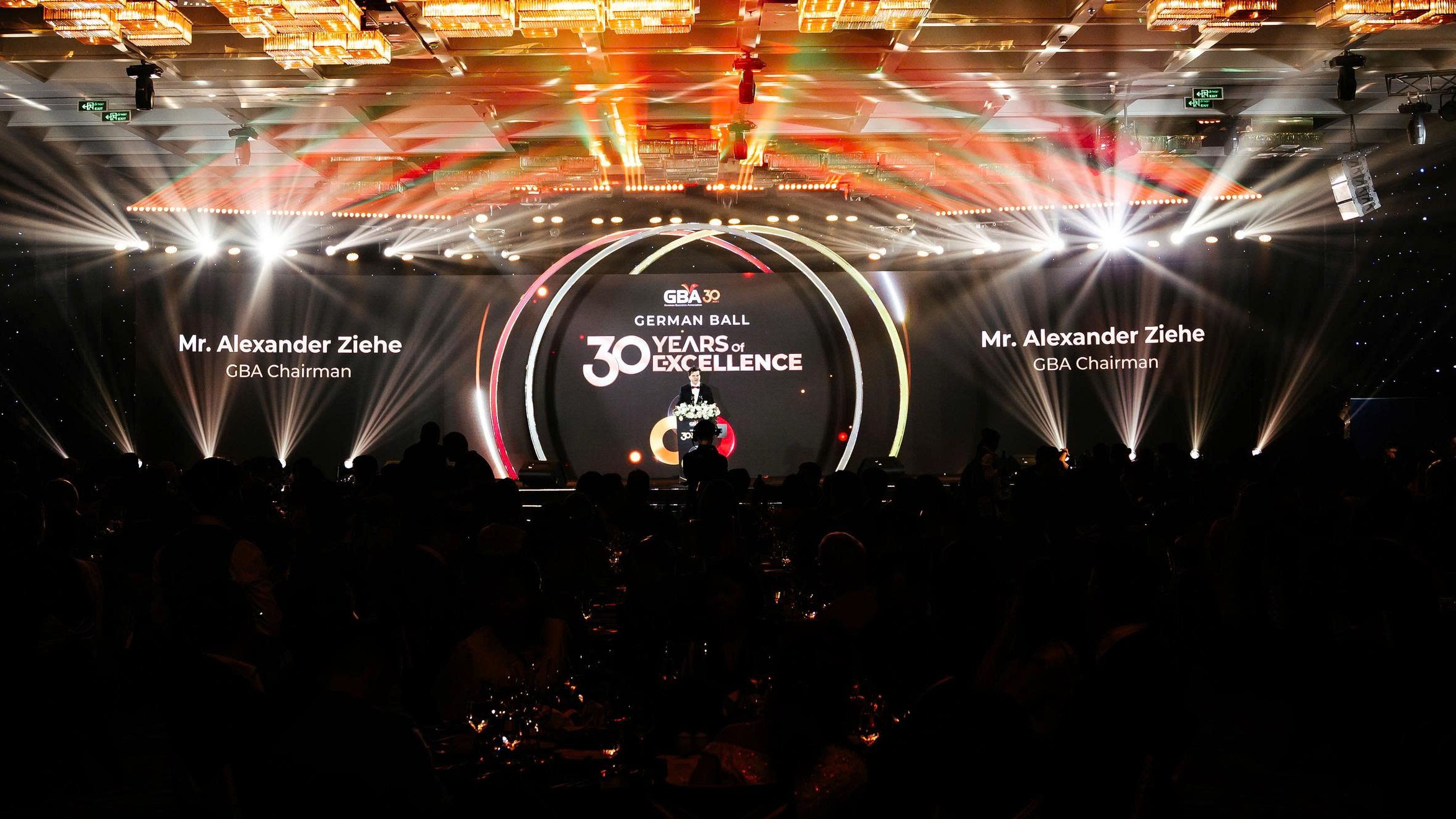 5c350b3360baece4b5ab