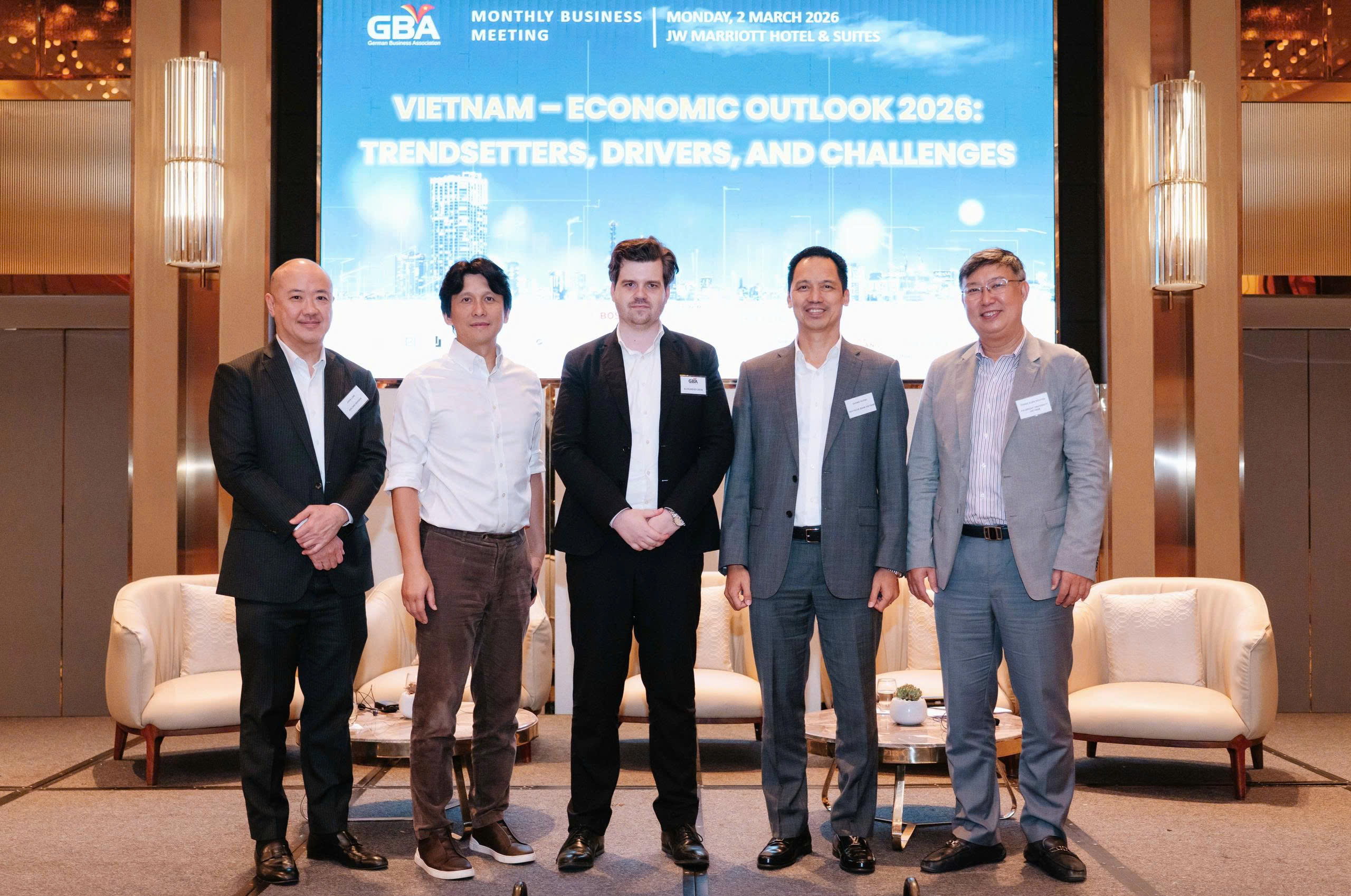 5c6df1f9901f1e41470e