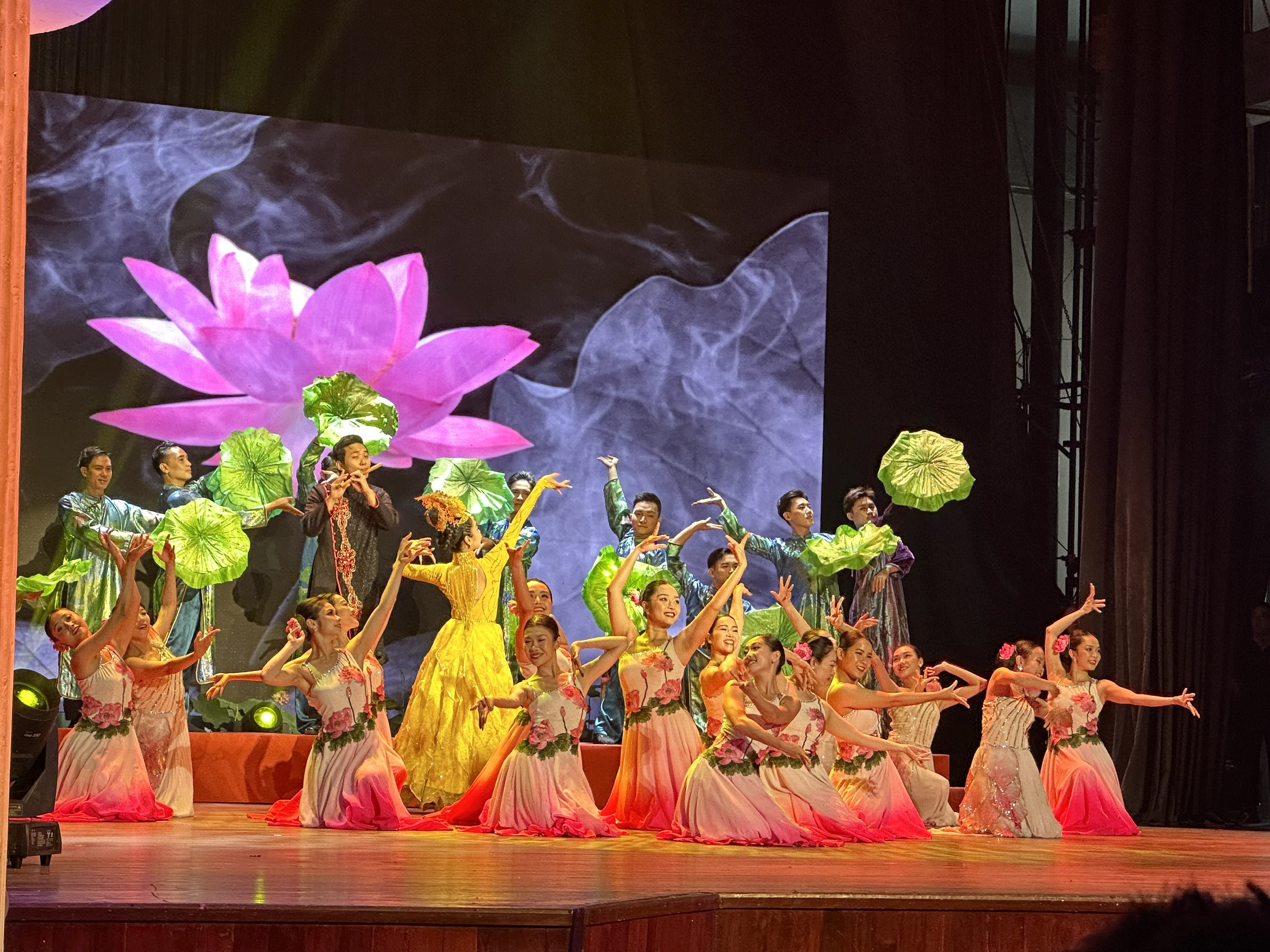 762c65a03e84b4daed95