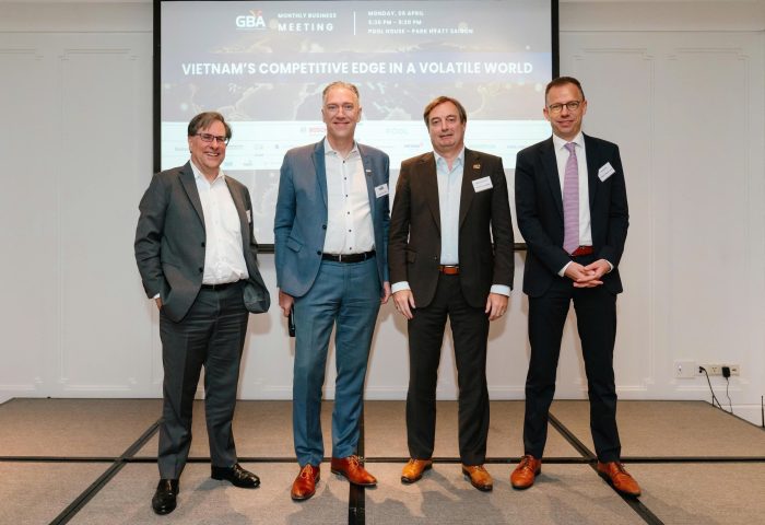 9f8d15a533f4b2aaebe5