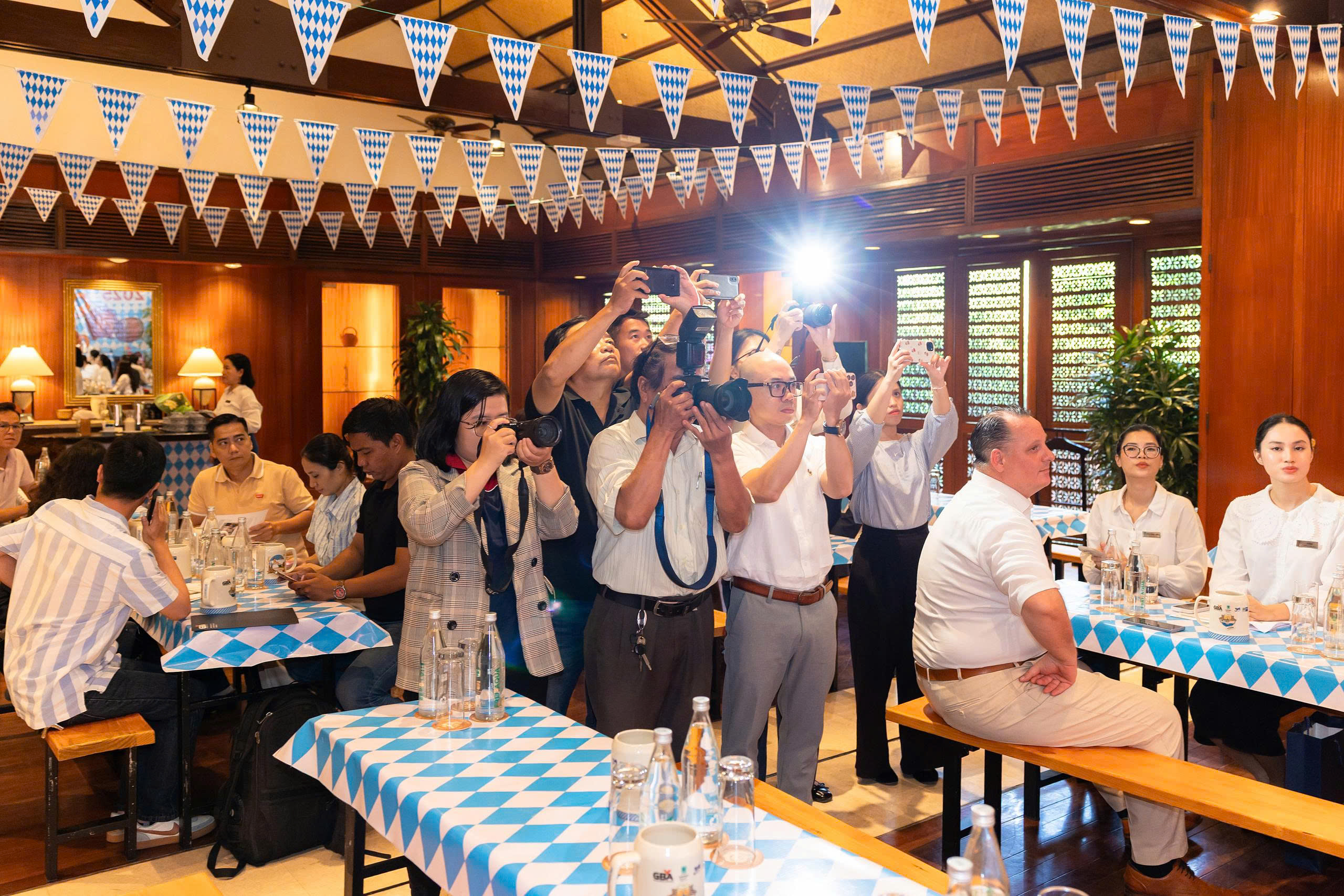 e858c3cb4a63c23d9b72