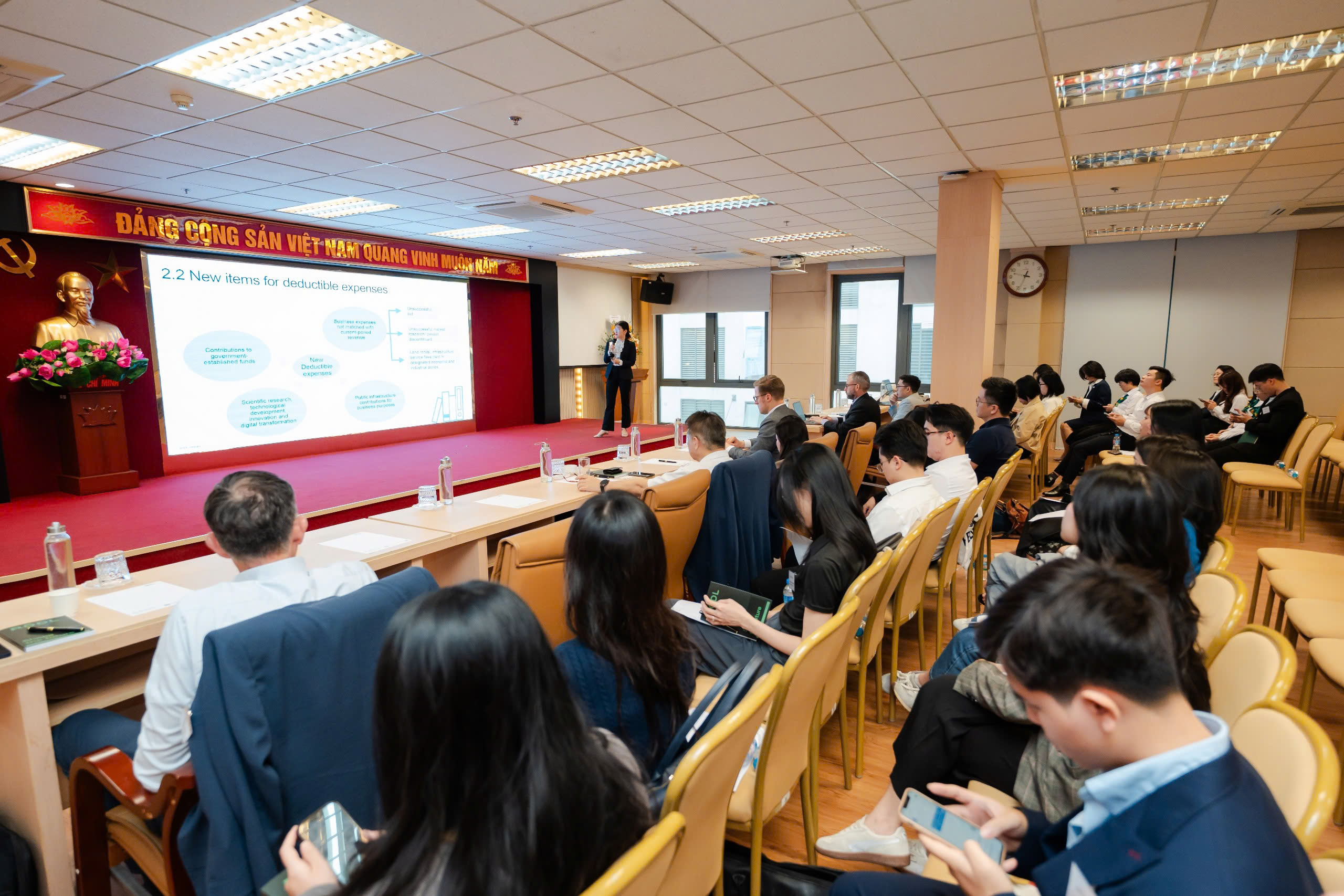 eda9bee8d3495d170458