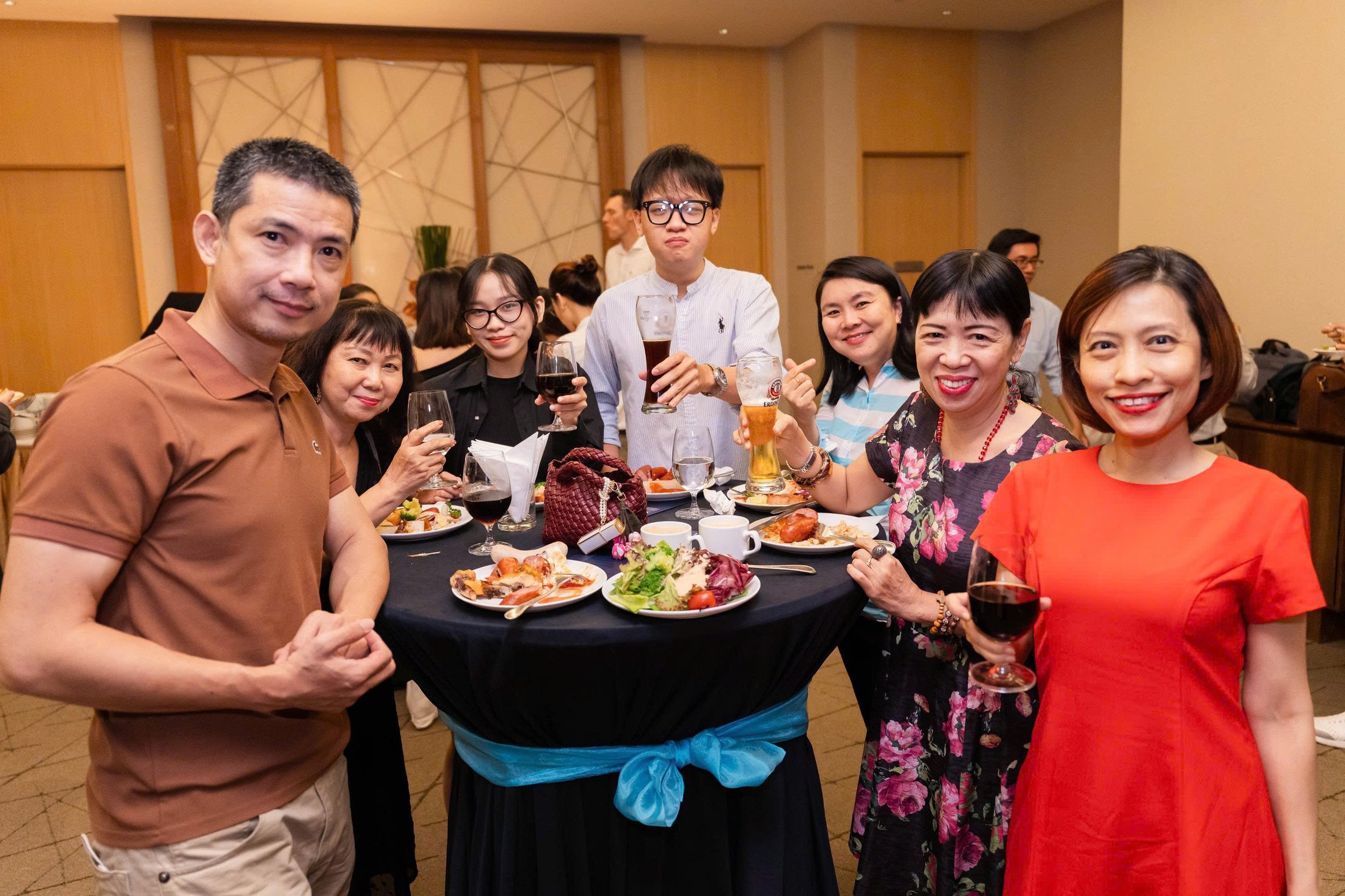 z6933848050460 3dd73f9bfeb4f6f614df517a0d0030f5