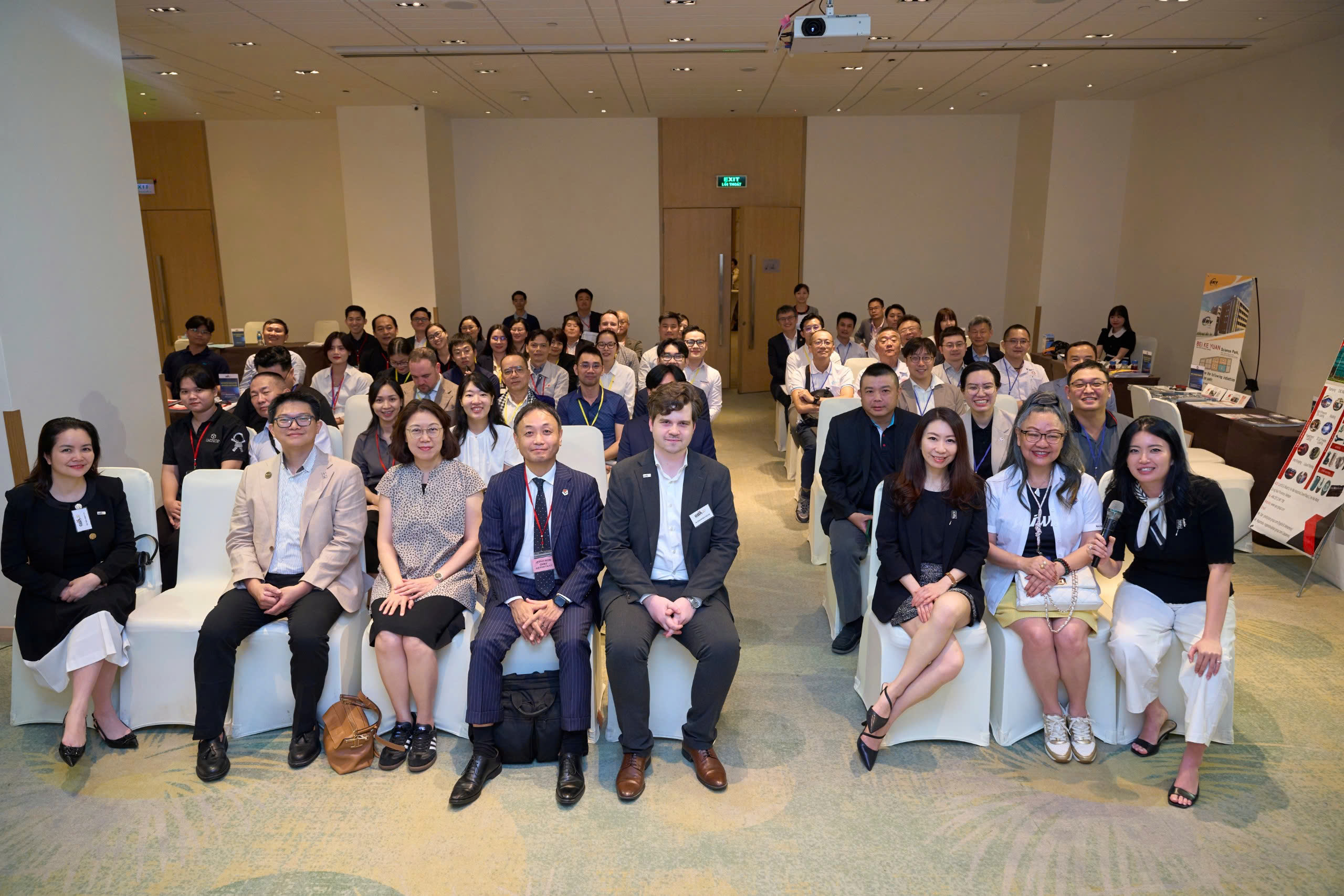 z7126145766105 66b8bc54dfd1eeba54a2b8bd54050cd3