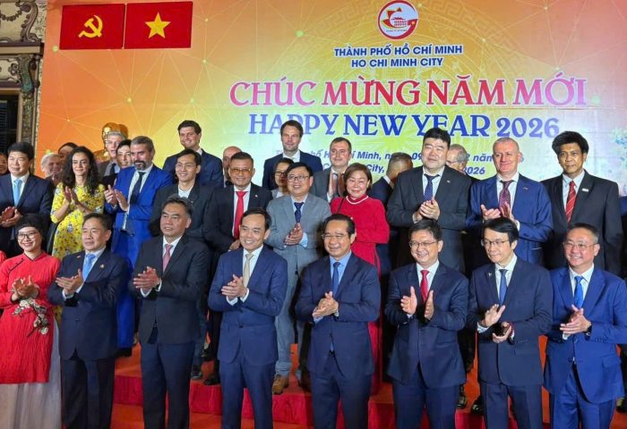 z7526909773690 b650cf0fe6ffab428db3264904d31812